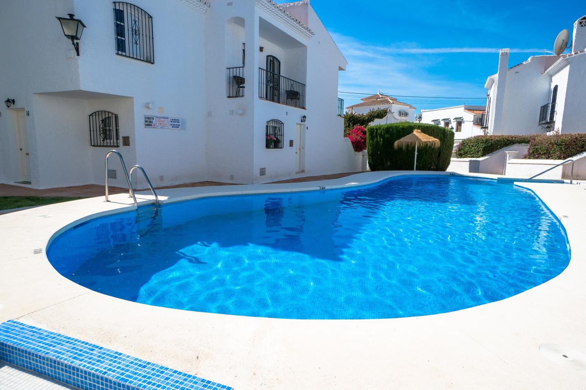 Los Pinos 19 Menyber Nerja Esterno foto